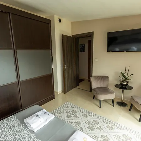 Apartamento мезонет “djanina”