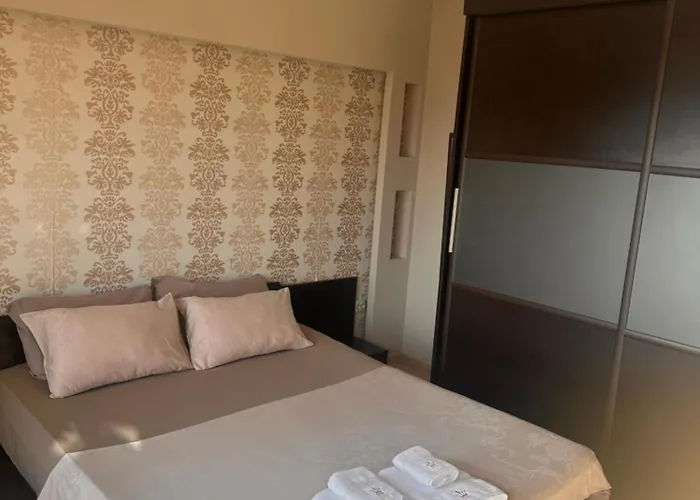 Appartement мезонет “djanina” *